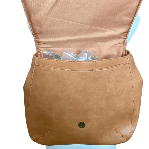 NWOT Universal Thread Cognac Sherpa Backpack - Picture 3 of 9